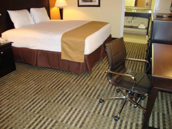 Montigo Inn Leesville Δωμάτιο φωτογραφία